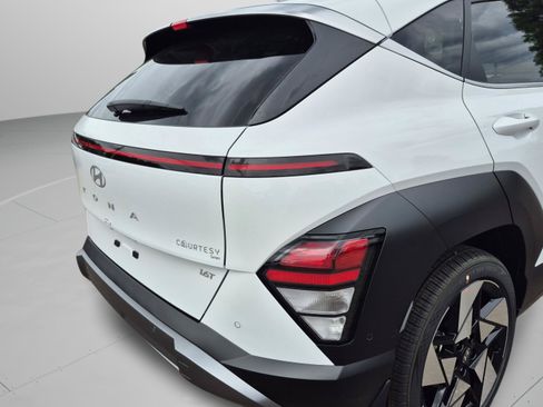 New 2026 Hyundai Kona Limited FWD image 36