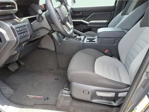 Used 2025 Toyota 4Runner TRD Off-Road AWD/4WD image 20