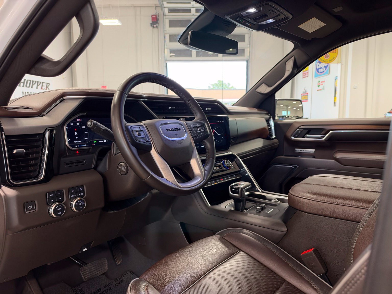 Used 2024 GMC Sierra 1500 Denali AWD/4WD image 16