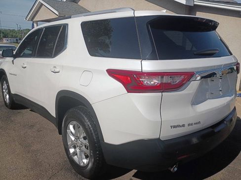 Used 2018 Chevrolet Traverse LT AWD/4WD image 7