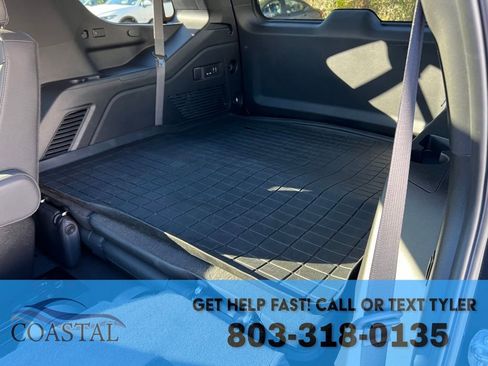 Used 2024 Chevrolet Tahoe Z71 w/ Luxury Package image 22