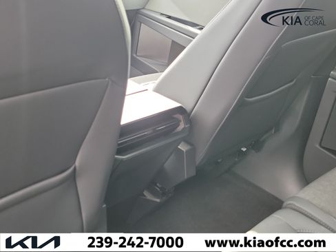 Used 2026 Tesla Cybertruck AWD Crew Cab image 12