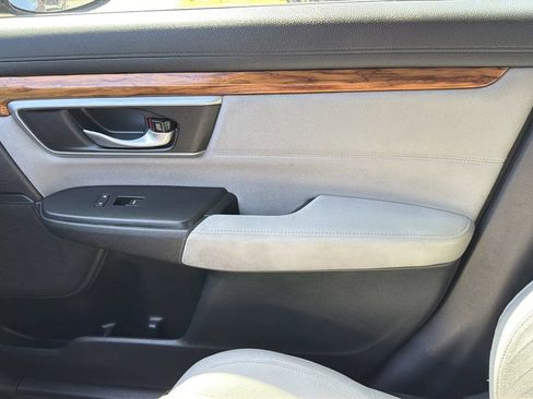 Used 2017 Honda CR-V EX image 28