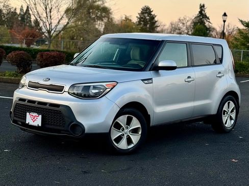Used 2015 Kia Soul image 5