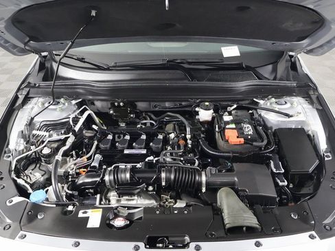 Used 2018 Honda Accord Sport image 15