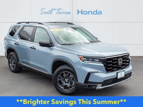 Certified 2024 Honda Pilot TrailSport image 1