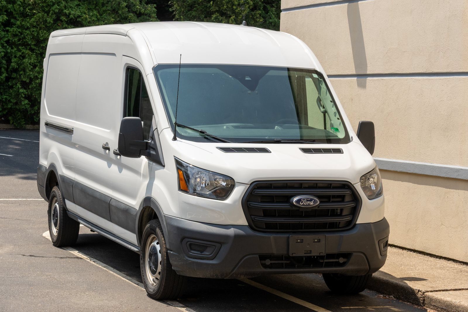 Used 2023 Ford Transit 250 Medium Roof w/ Load Area Protection Package RWD image 14