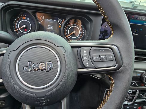 New 2025 Jeep Wrangler Willys AWD/4WD image 20
