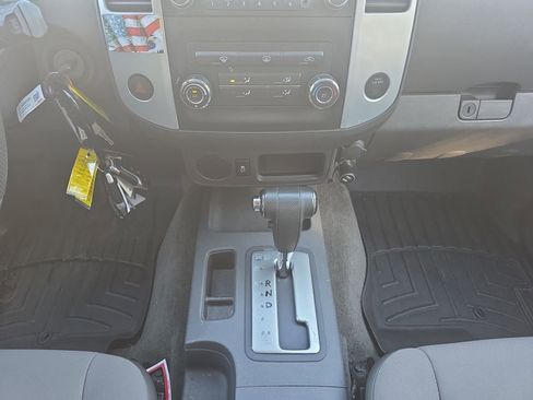 Used 2013 Nissan Xterra S image 11