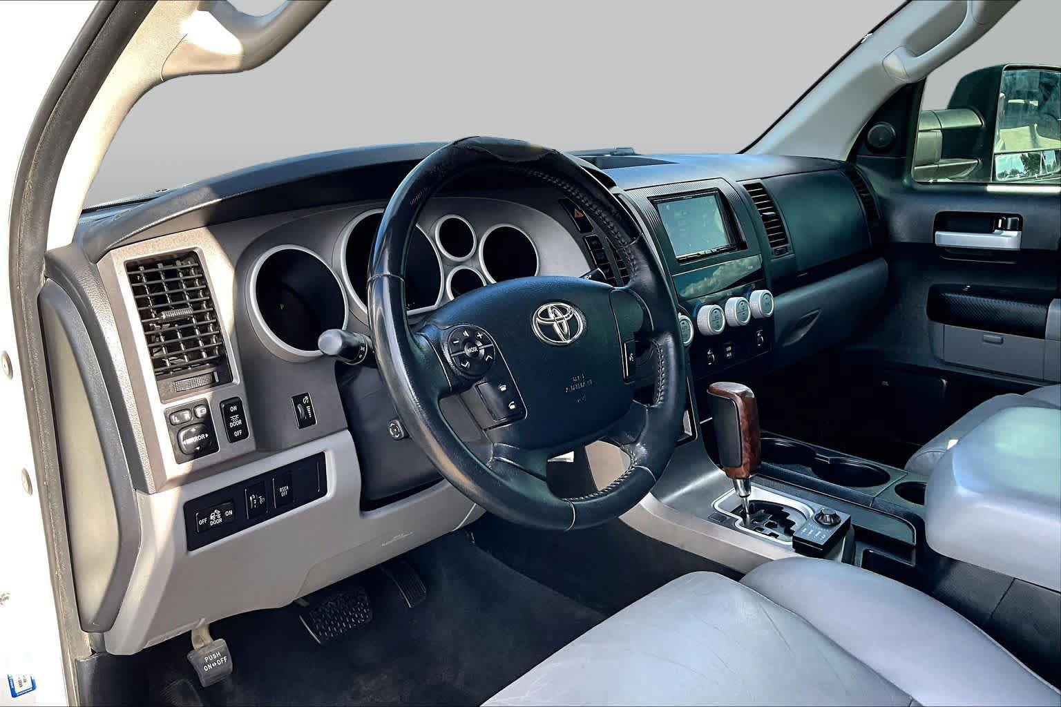 Used 2012 Toyota Tundra Limited w/ Memory Pkg AWD/4WD image 16