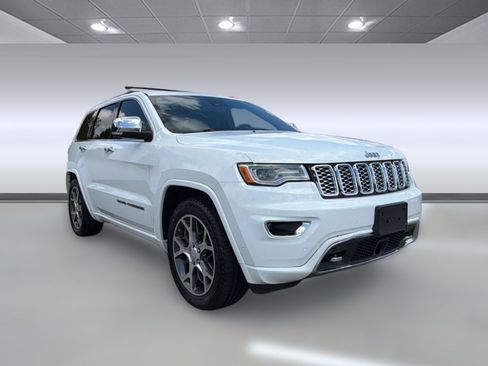 Used 2019 Jeep Grand Cherokee Overland AWD/4WD image 7