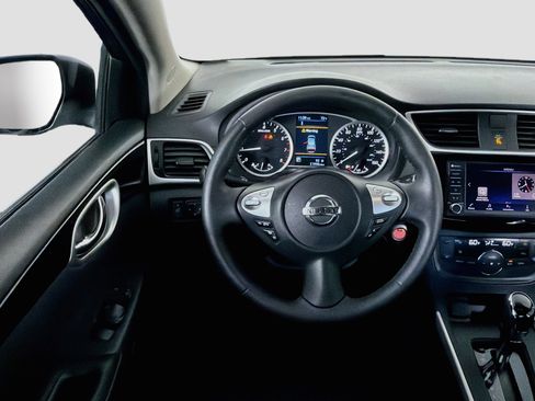 Used 2019 Nissan Sentra SV FWD image 17