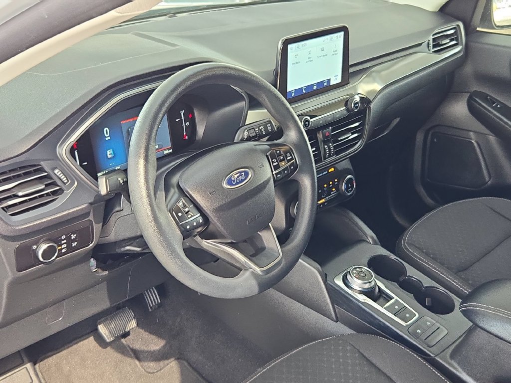 Used 2025 Ford Escape Active AWD/4WD image 10