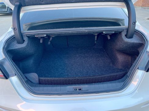 Used 2023 Nissan Maxima SR w/ Sport Mat Group image 27