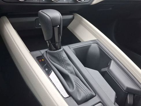 Certified 2025 Honda Accord LX image 12