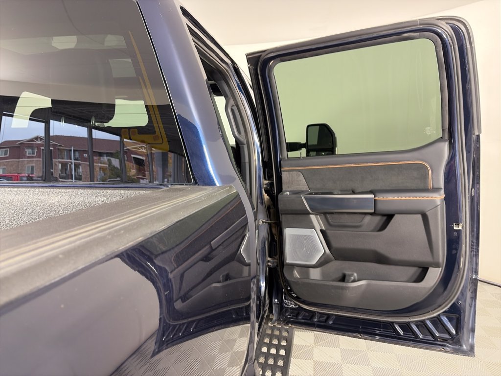 Used 2024 Ford F350 Platinum w/ Tremor Off-Road Package AWD/4WD image 29