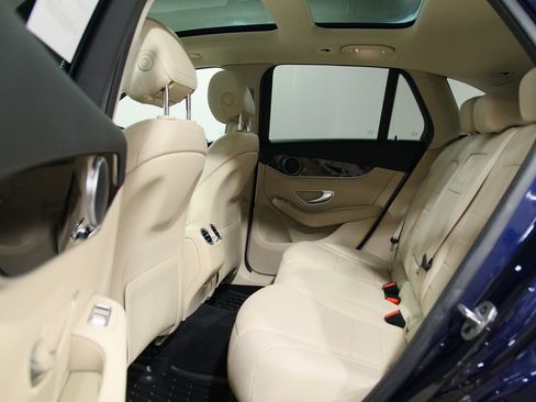 Certified 2021 Mercedes-Benz GLC 300 4MATIC image 29