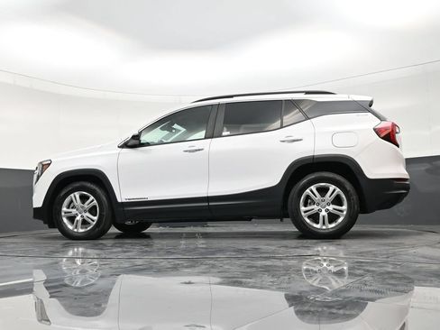 Used 2023 GMC Terrain SLE FWD image 18