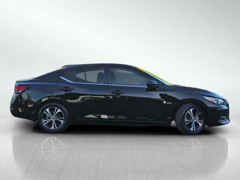 Used 2021 Nissan Sentra SV FWD image 3