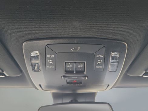 Used 2026 Toyota Sienna XLE Woodland Edition AWD/4WD image 19