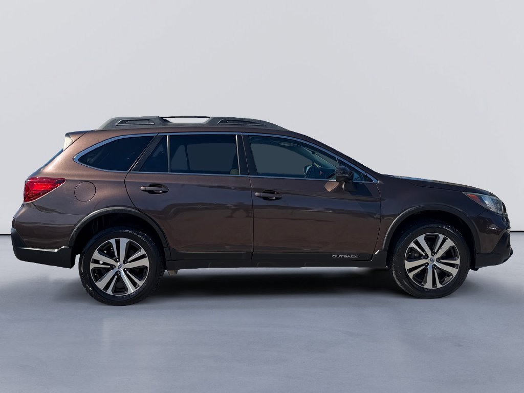 Used 2019 Subaru Outback 2.5i Limited AWD/4WD image 2