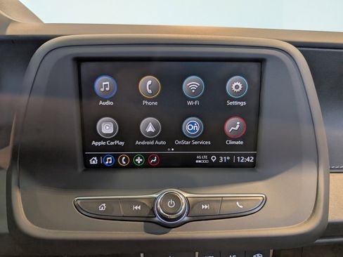 Used 2024 Chevrolet Camaro LT image 18