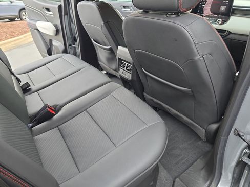 Used 2024 GMC Canyon AT4X AWD/4WD image 11