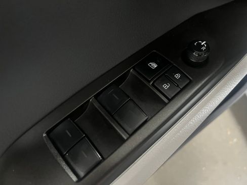 Used 2024 Toyota Camry SE FWD image 14
