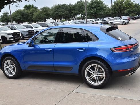 Used 2020 Porsche Macan AWD/4WD image 11