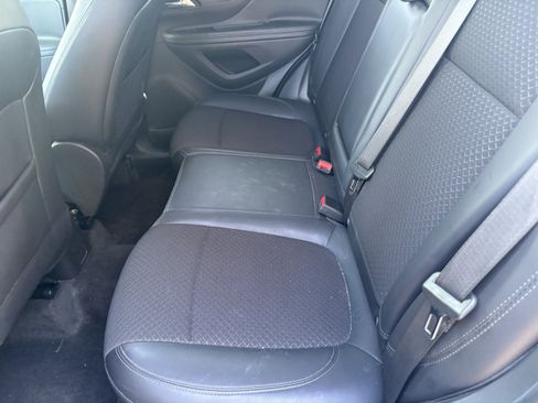 Used 2019 Buick Encore Preferred image 17