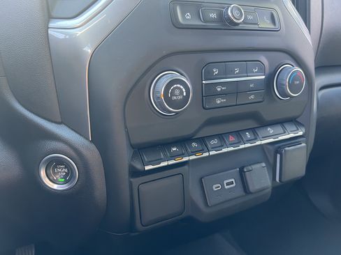 Used 2023 Chevrolet Silverado 1500 Custom Trail Boss w/ LPO, Dark Essentials Package image 18