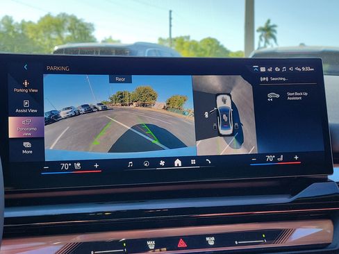 New 2026 BMW 550e xDrive w/ Executive Package image 19