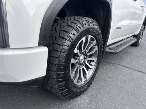 Used 2020 GMC Sierra 1500 AT4 w/ AT4 Premium Package image 11