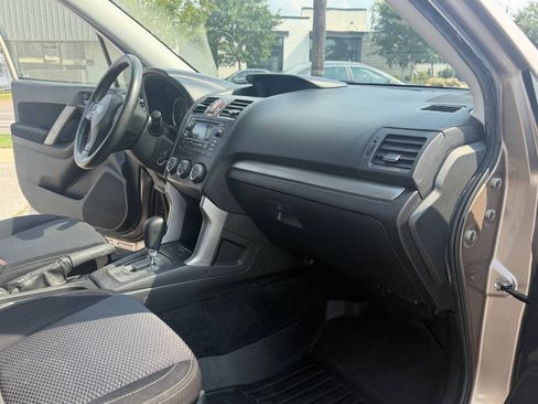 Used 2014 Subaru Forester 2.5i w/ Popular Package #1 AWD/4WD image 15