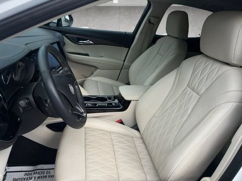 Used 2023 Buick Envision Avenir FWD image 19
