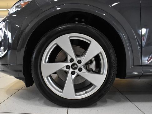 Used 2025 Audi Q5 Prestige AWD/4WD image 12