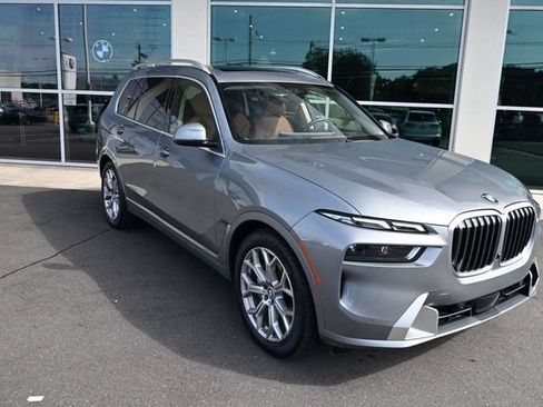 Used 2024 BMW X7 xDrive40i AWD/4WD image 6