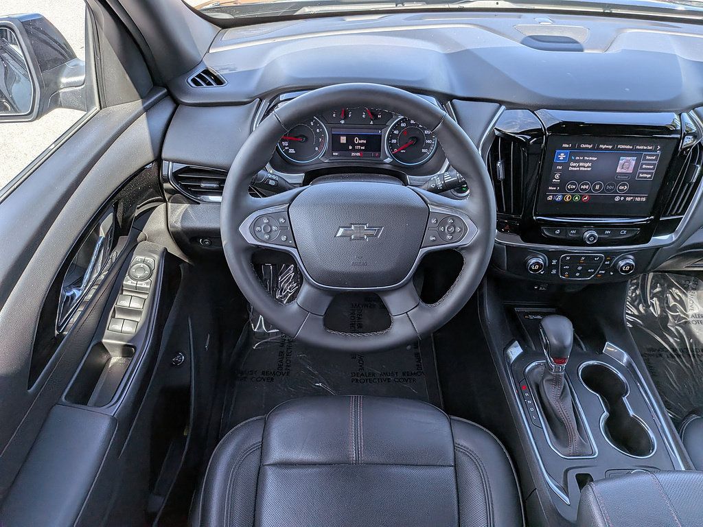 Used 2023 Chevrolet Traverse RS AWD/4WD image 44