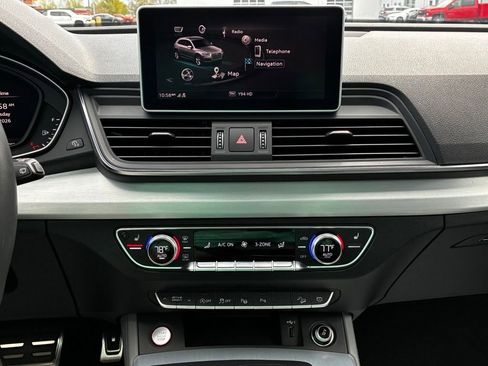 Used 2020 Audi SQ5 Prestige w/ Prestige Package AWD/4WD image 23