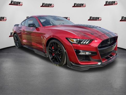 Used 2021 Ford Mustang Shelby GT500 w/ Technology Package RWD image 3