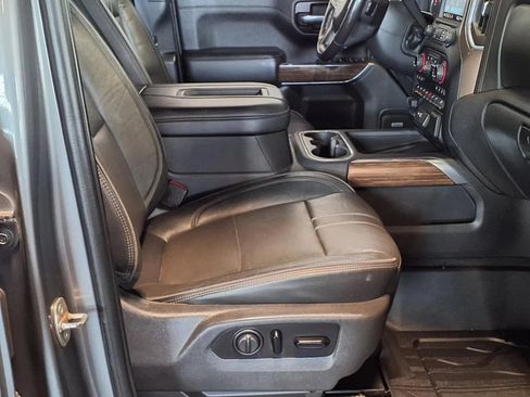 Used 2021 Chevrolet Silverado 1500 High Country w/ Technology Package AWD/4WD image 12