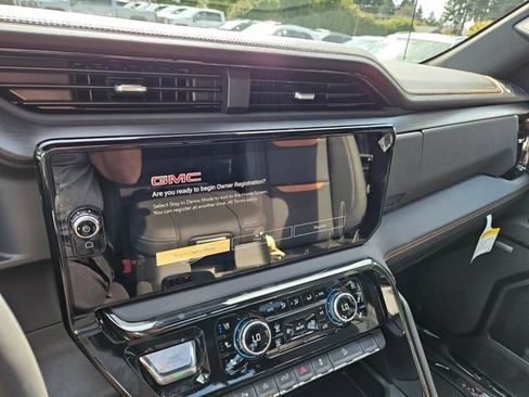 New 2026 GMC Sierra 1500 AT4 w/ AT4 Premium Package AWD/4WD image 30