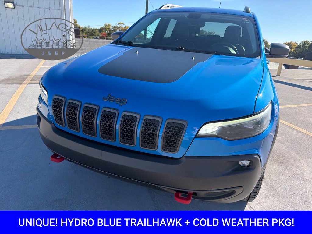 Used 2019 Jeep Cherokee Trailhawk w/ Cold Weather Group AWD/4WD image 6