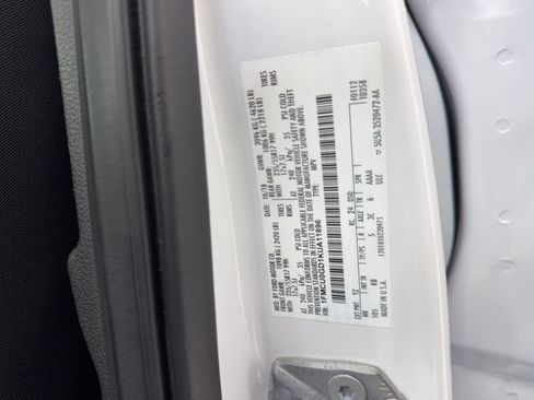 Used 2019 Ford Escape SE image 52