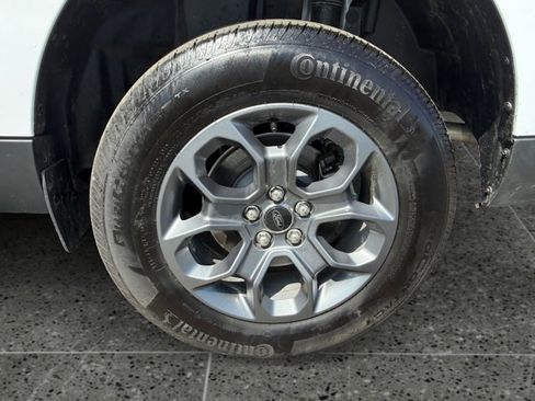 Certified 2025 Ford Maverick XLT FWD image 11