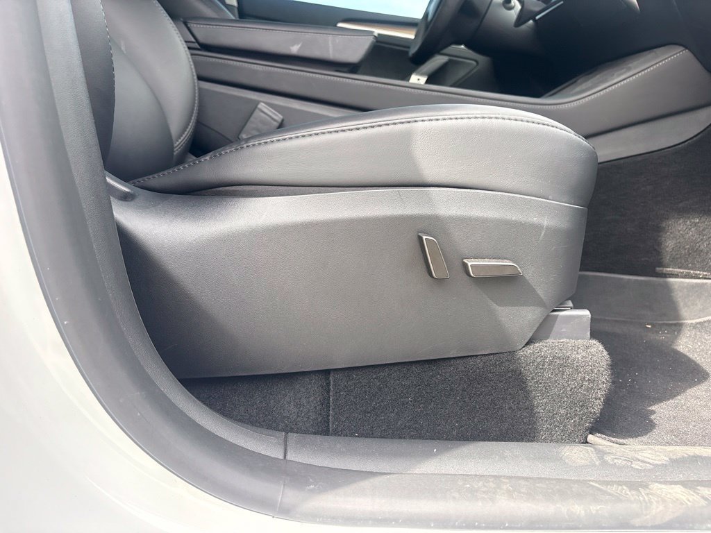 Used 2024 Tesla Model Y Performance AWD/4WD image 20