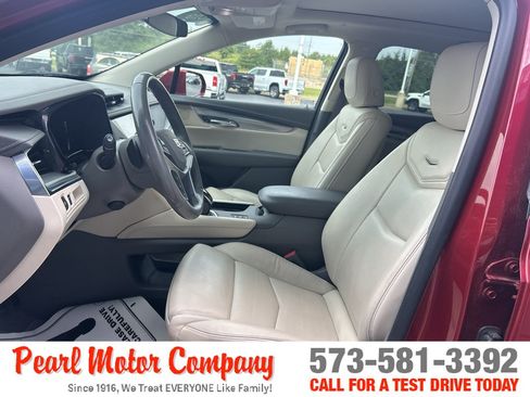 Certified 2019 Cadillac XT5 Luxury AWD/4WD image 11