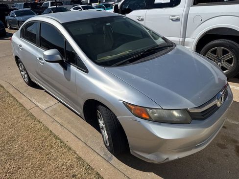 Used 2012 Honda Civic LX image 4