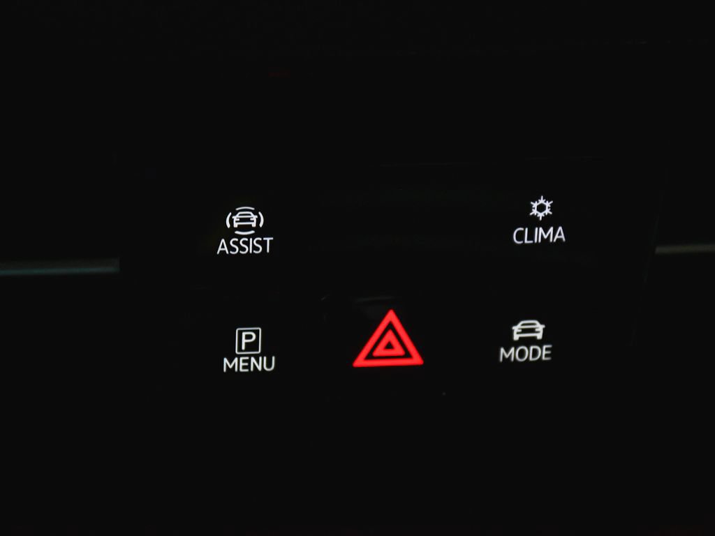 Used 2023 Volkswagen GTI 40th Anniversary Edition FWD image 25