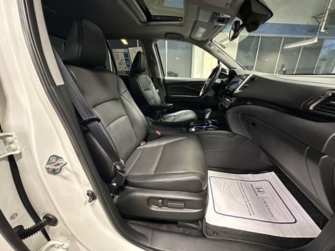 Used 2018 Honda Ridgeline RTL-E image 24